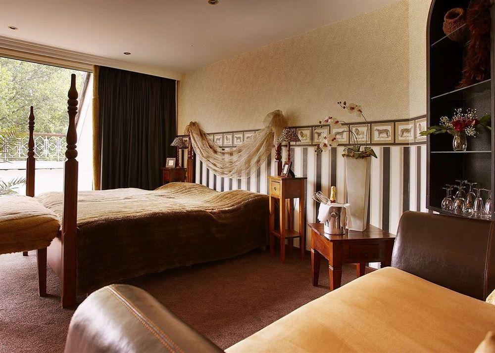 Hotel Gladbeck Van Der Valk Bagian luar foto